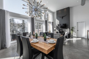 Luxurious Villa Tremblant 4 Bedrooms with Hot Tub and Pool Table - B75